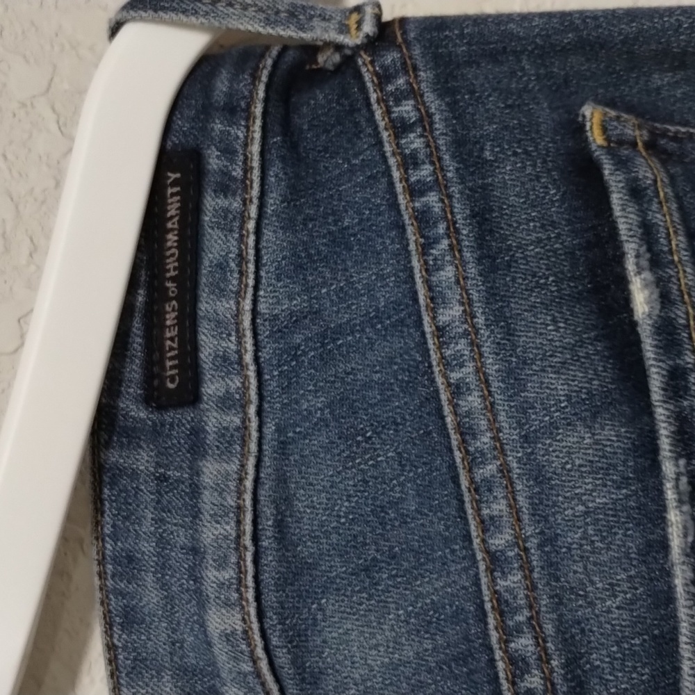 Citizens of Humanity Medium Wash Denim Jeans - Picture 4 of 9